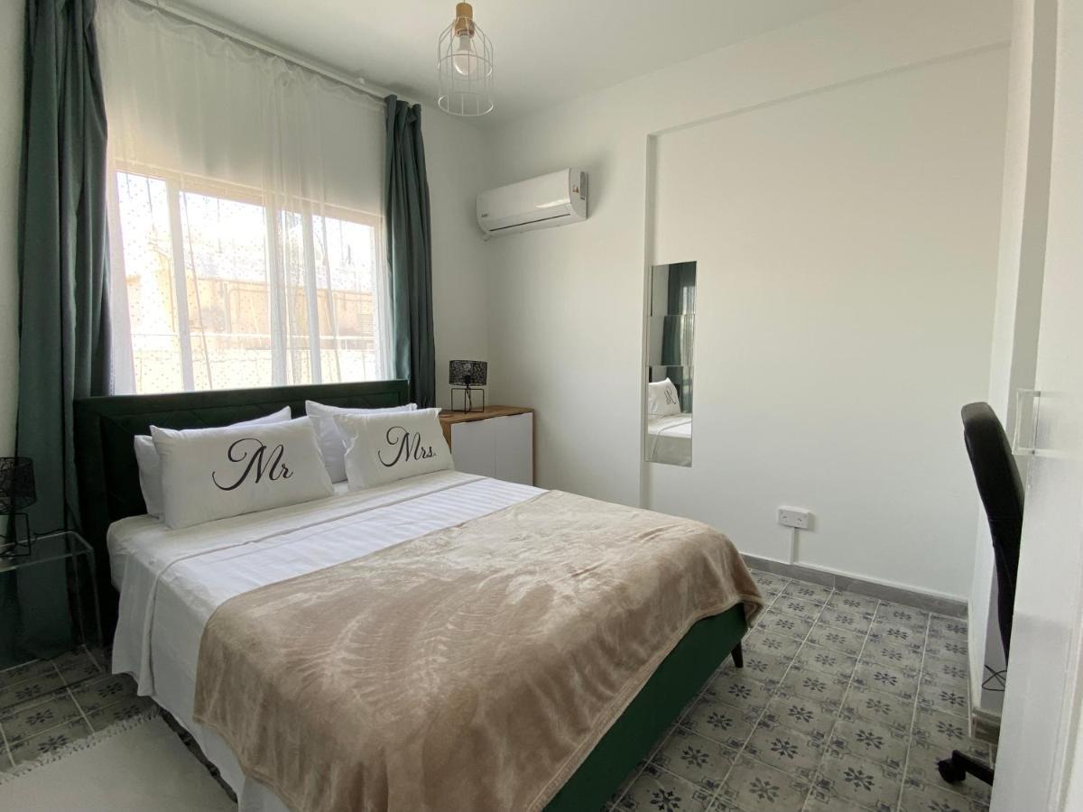Simple One Bedroom Flat In Engomi Exterior foto
